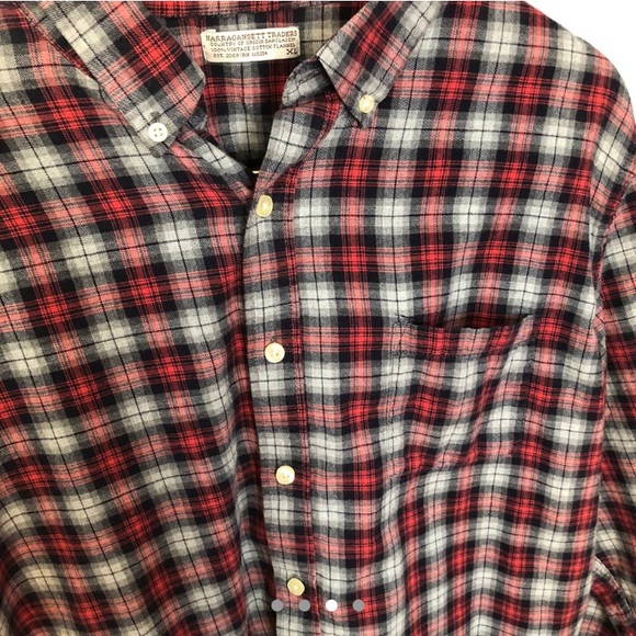 THE PERFECT PLAID FLANNEL - Picture 3 of 4